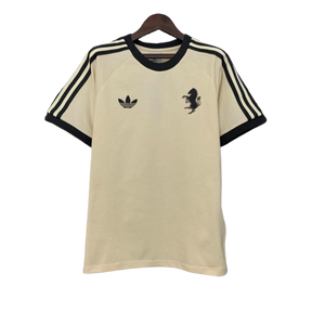 Camisa Juventus 25/26 Edição Casual - Bege - Versão Torcedor