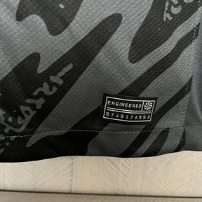 Camisa Liverpool 24/25 Goleiro Preto - Versão Torcedor